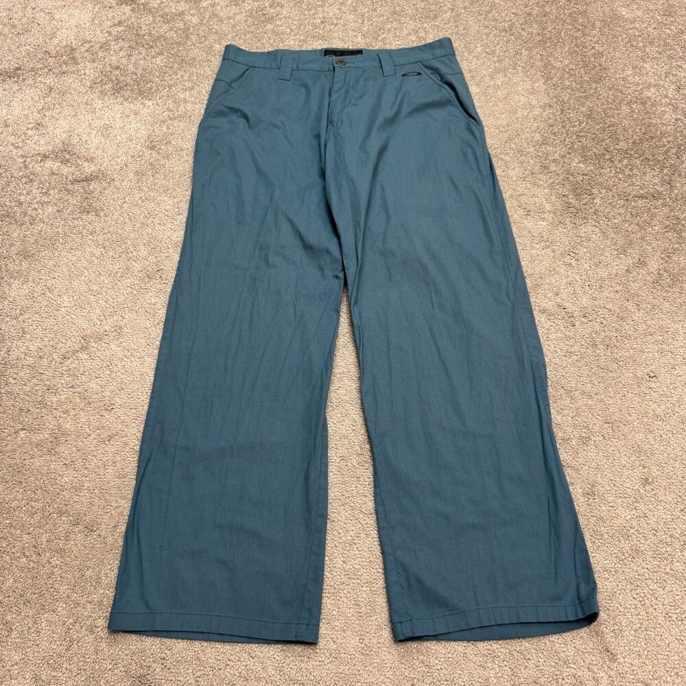 Oakley Straight Leg Golf Chino Pants Mens 33 Slate Blue Flat Front Classic Prep